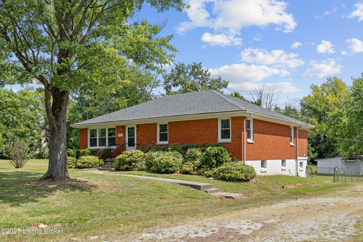 Property Photo:  7273 Ky-44  KY 40047