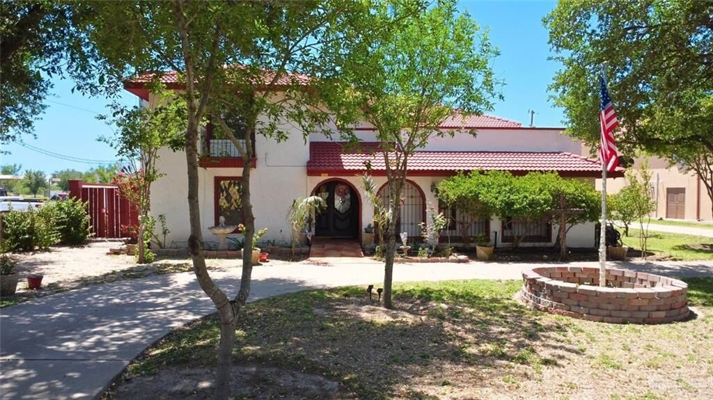 Property Photo: 676 E Expressway 83 TX 78560