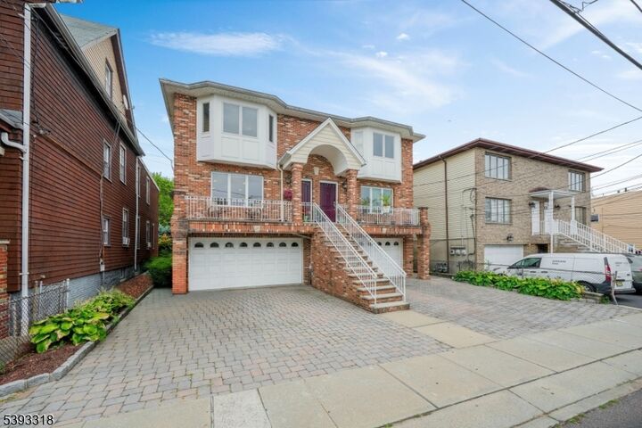 Property Photo: 284 John St 1R NJ 07010