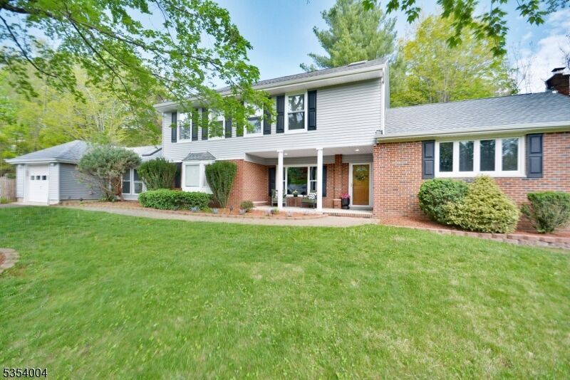 Property Photo:  5 Thoresen Rd  NJ 07059