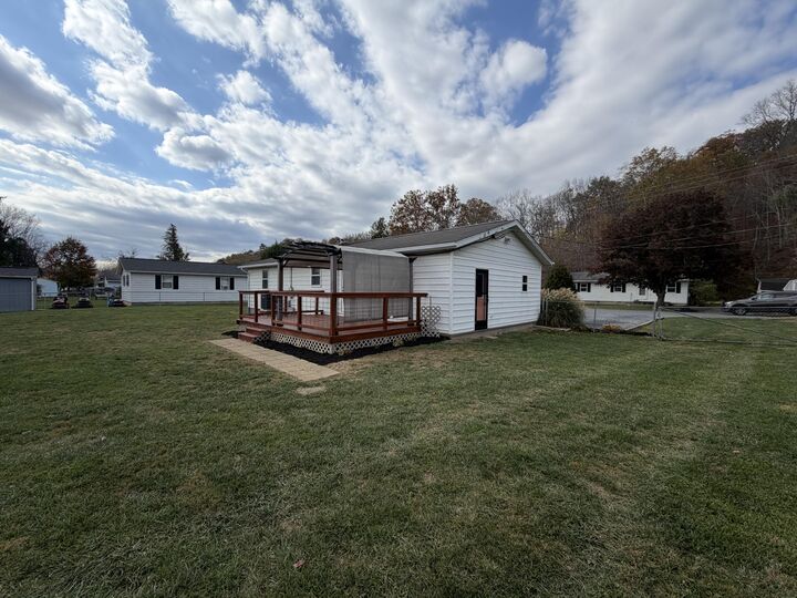 Property Photo:  200 Forren Ln  WV 24986