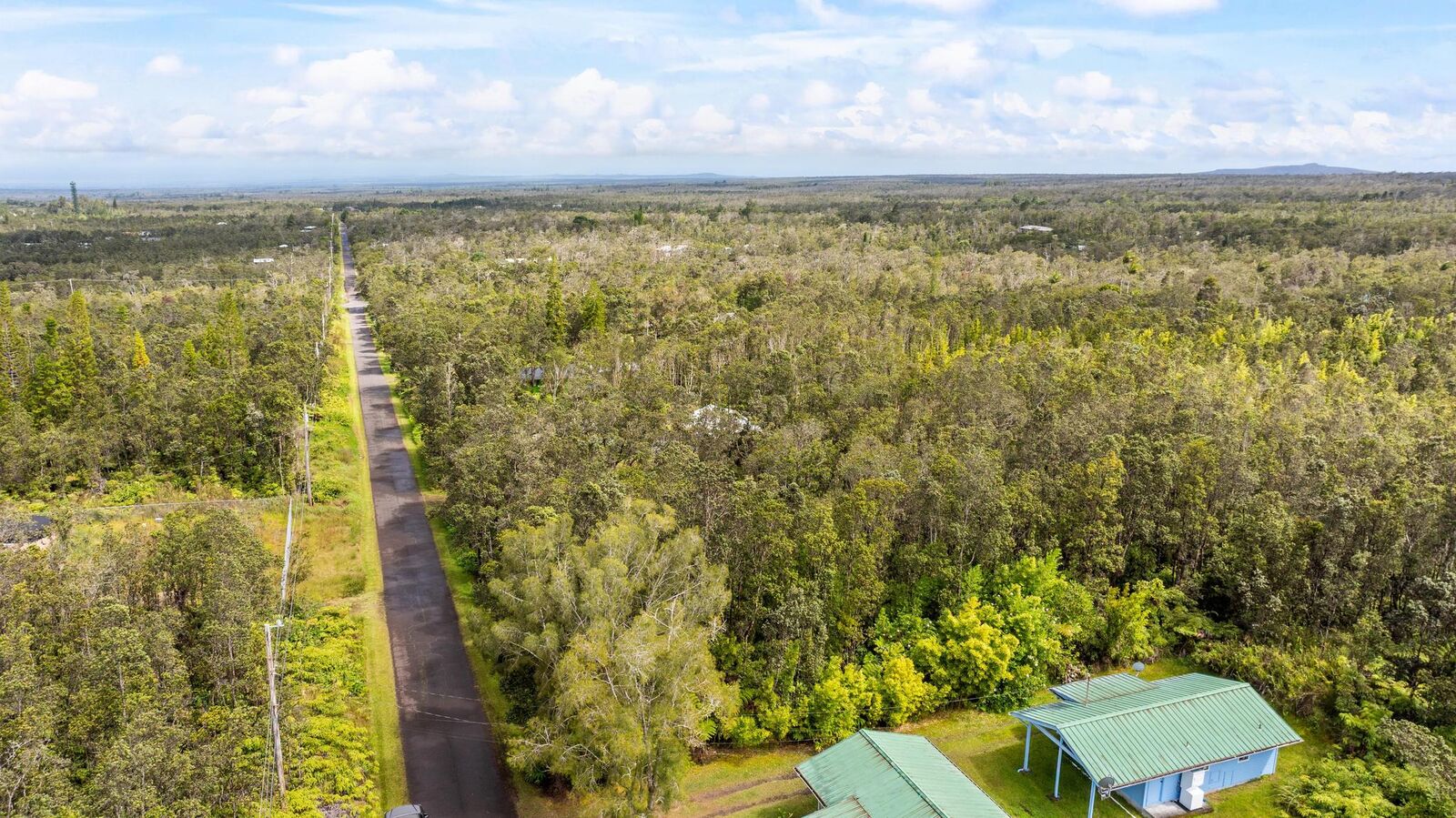 Property Photo:  Mokuna St  HI 96785 