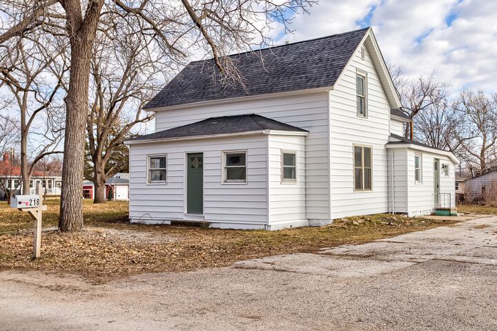 218 Race Street  Cambridge IA 50046 photo
