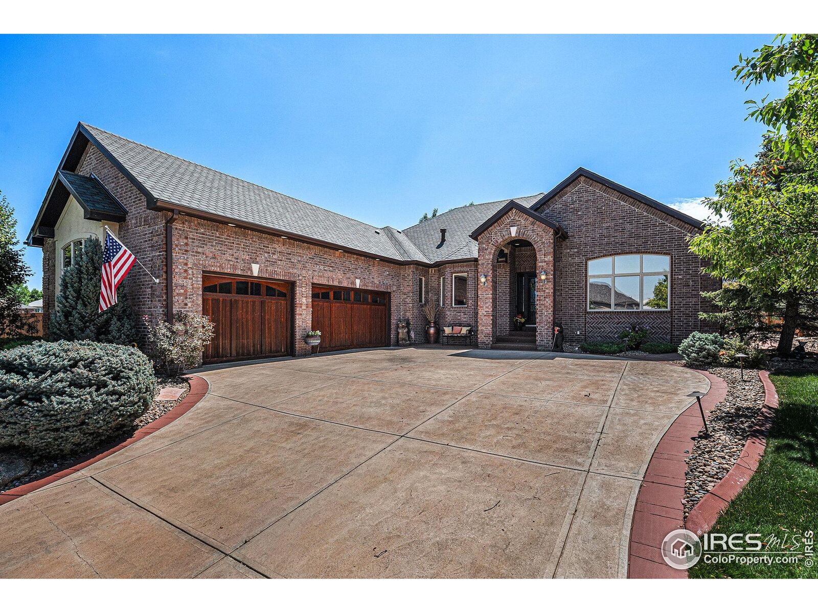 Property Photo:  2299 Links Pl  CO 80516 