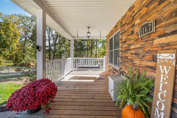 Property Photo: 1167 Lakeshore Drive KY 42519