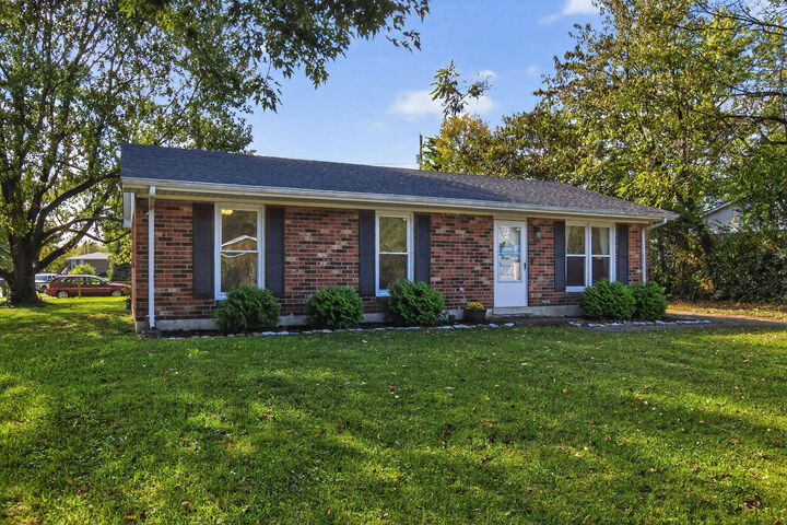 Property Photo:  199 Dunroven Road  KY 40383