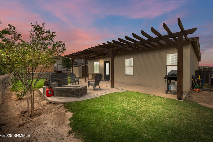 Property Photo: 2991 Meriwether Street NM 88007