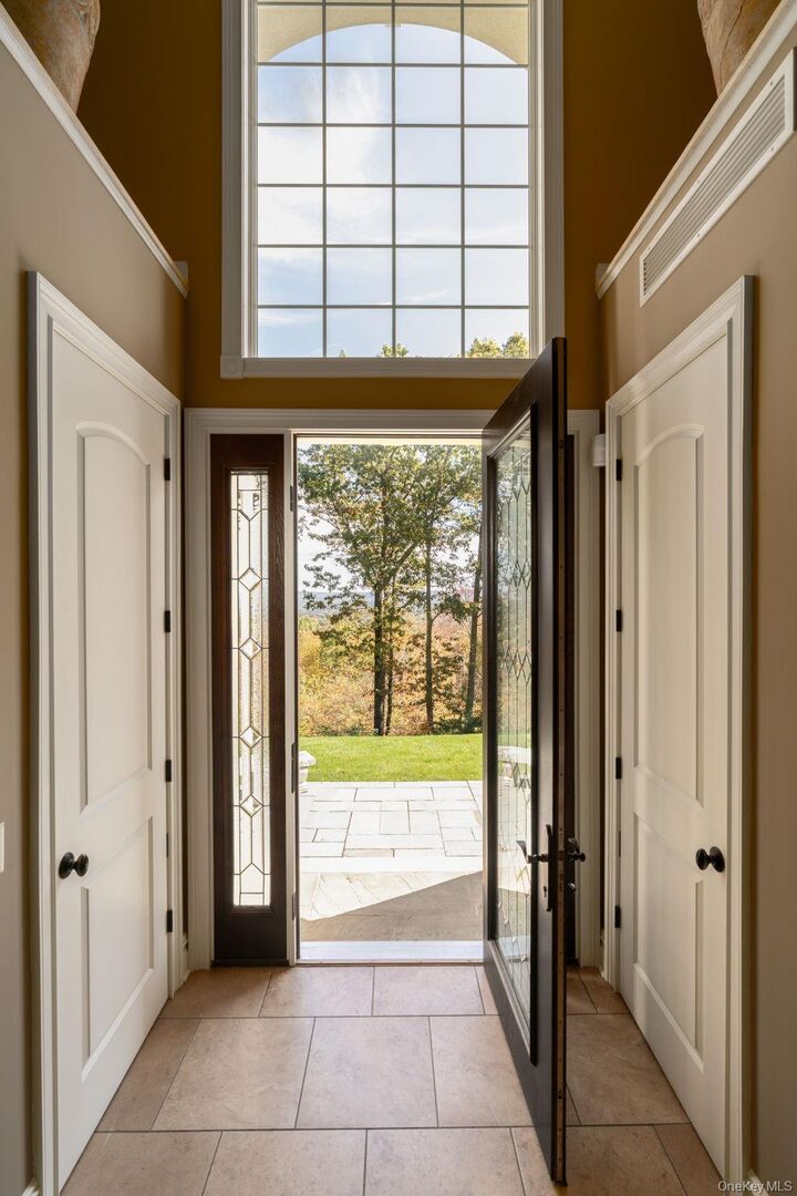 Property Photo:  46 Idlewild Road  NY 12542