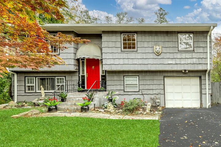 33 Dwight Avenue  Hillcrest NY 10977 photo