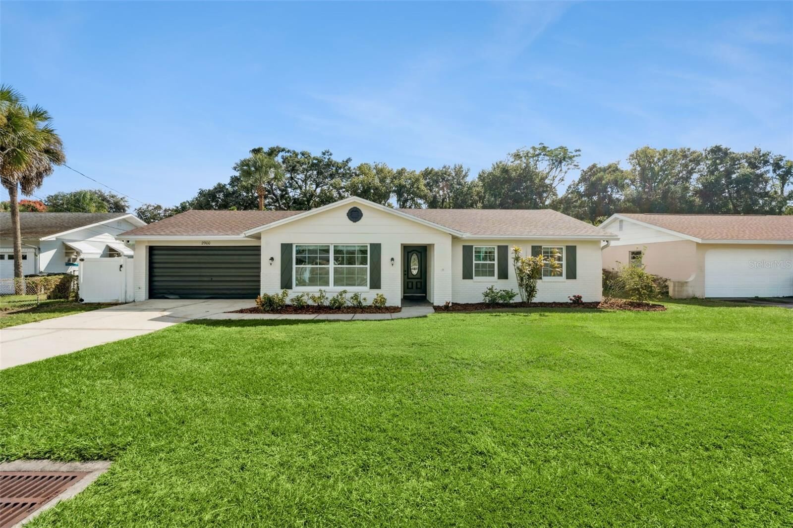 Property Photo:  2900 E Grant Avenue  FL 32806