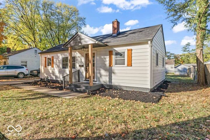 Property Photo:  2256 W Kessler Blvd N Drive  IN 46222