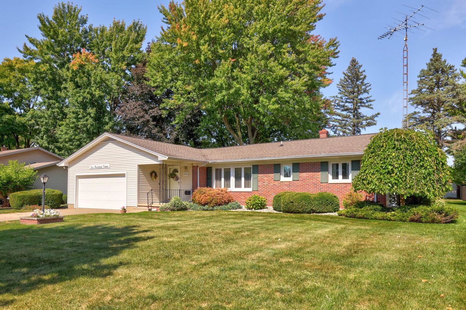 Property Photo:  640 Heine Street  MI 48734