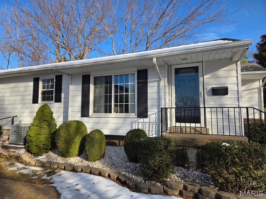 Property Photo:  7081 Winona Avenue  MO 63109 