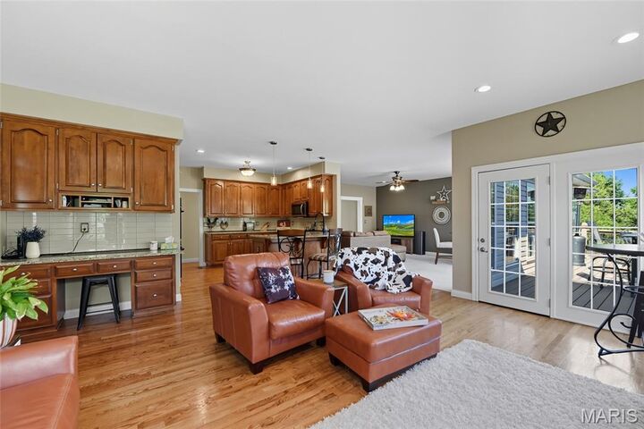 Property Photo:  128 Lamp Post Lane  MO 63010