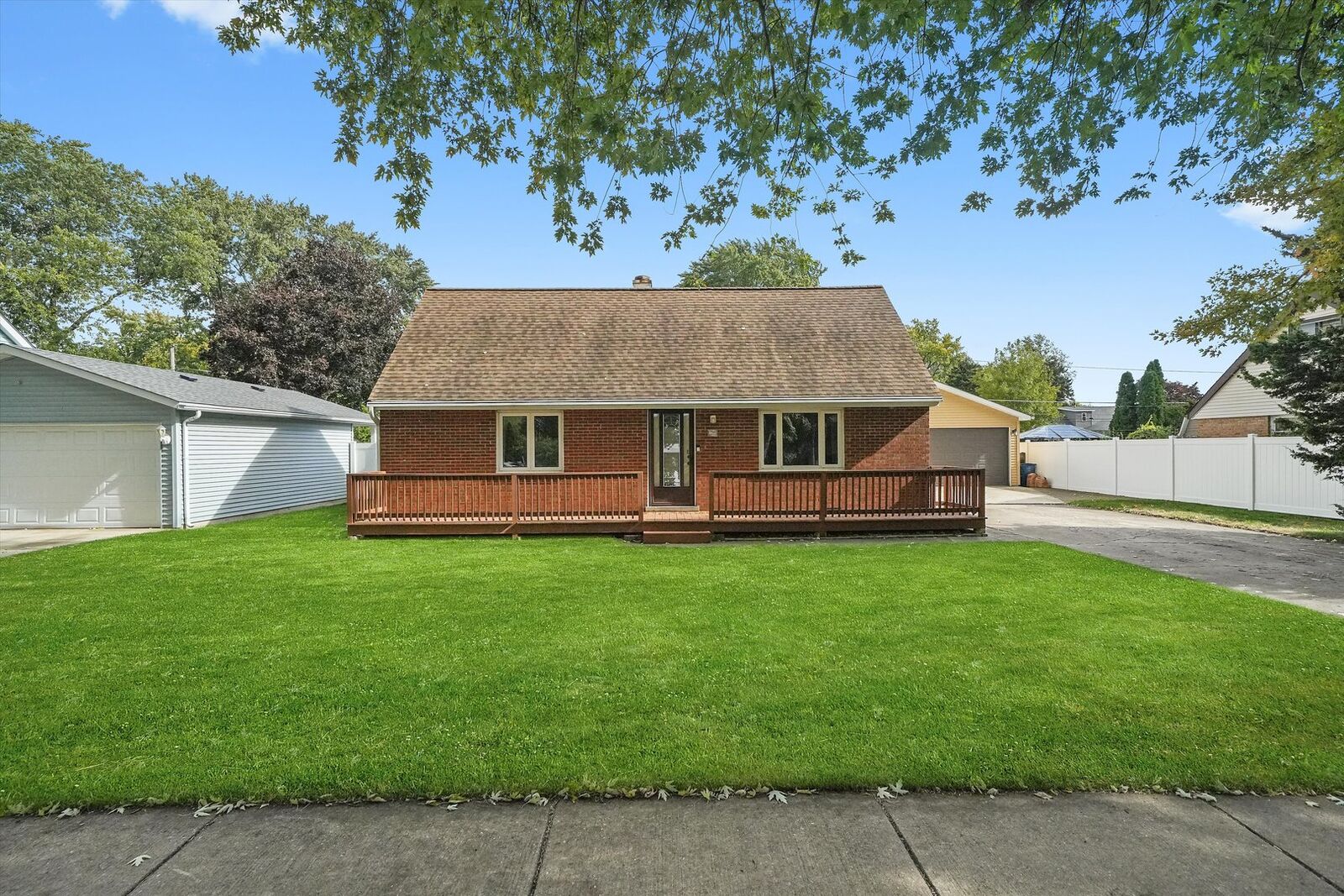 Property Photo: 8433 Long Avenue IL 60459