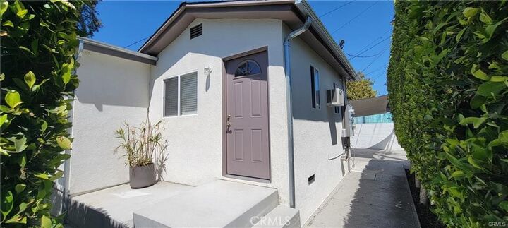 Property Photo: 549 W. Avenue 26 CA 90065