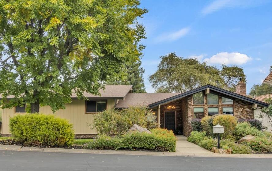 Property Photo:  3905 N Lakeshore Boulevard  CA 95650