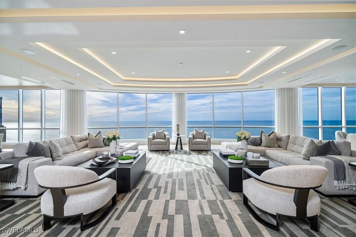 Property Photo: 81 Seagate Drive Ph20 FL 34103