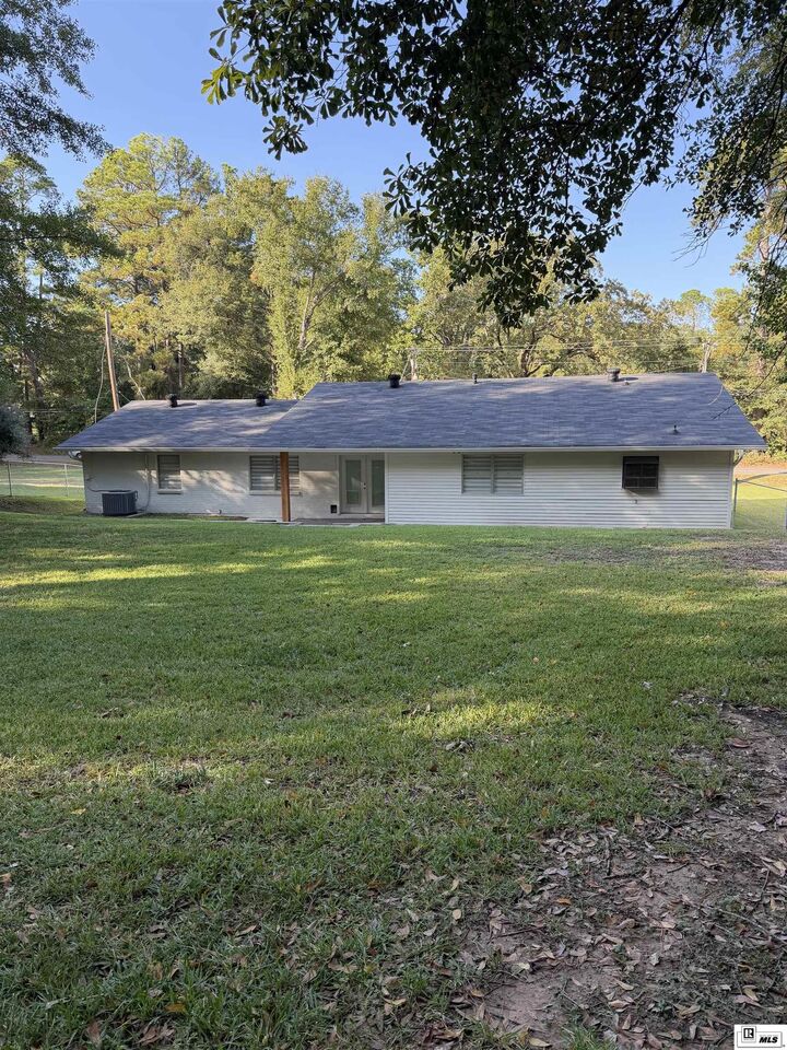 Property Photo: 1827 Wellerman Road LA 71291