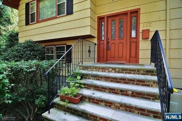 Property Photo:  552 Stevens Avenue  NJ 07450