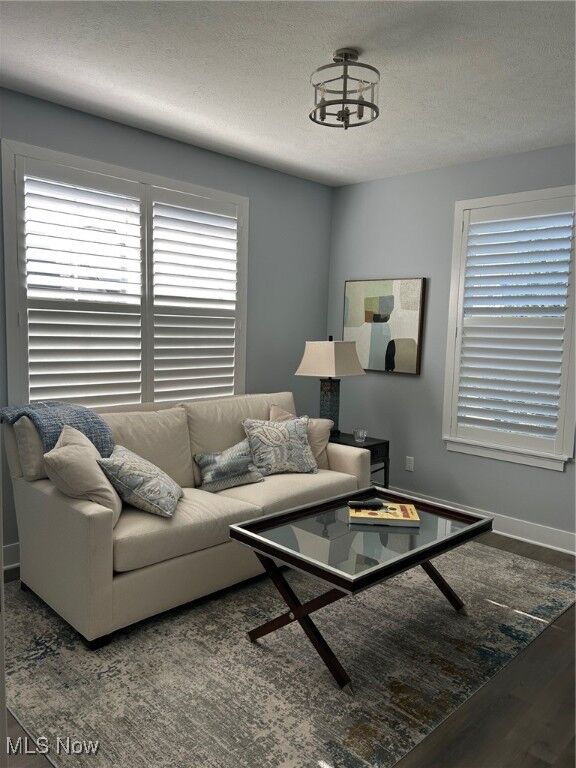 Property Photo: 7432 Villa Ridge OH 44023