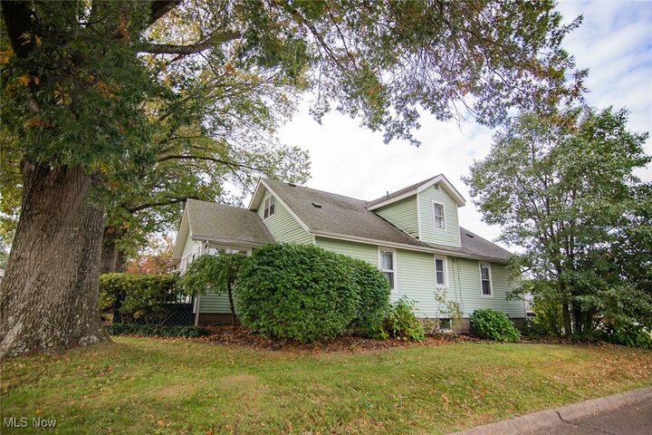 Property Photo:  5807 4th Avenue  WV 26105