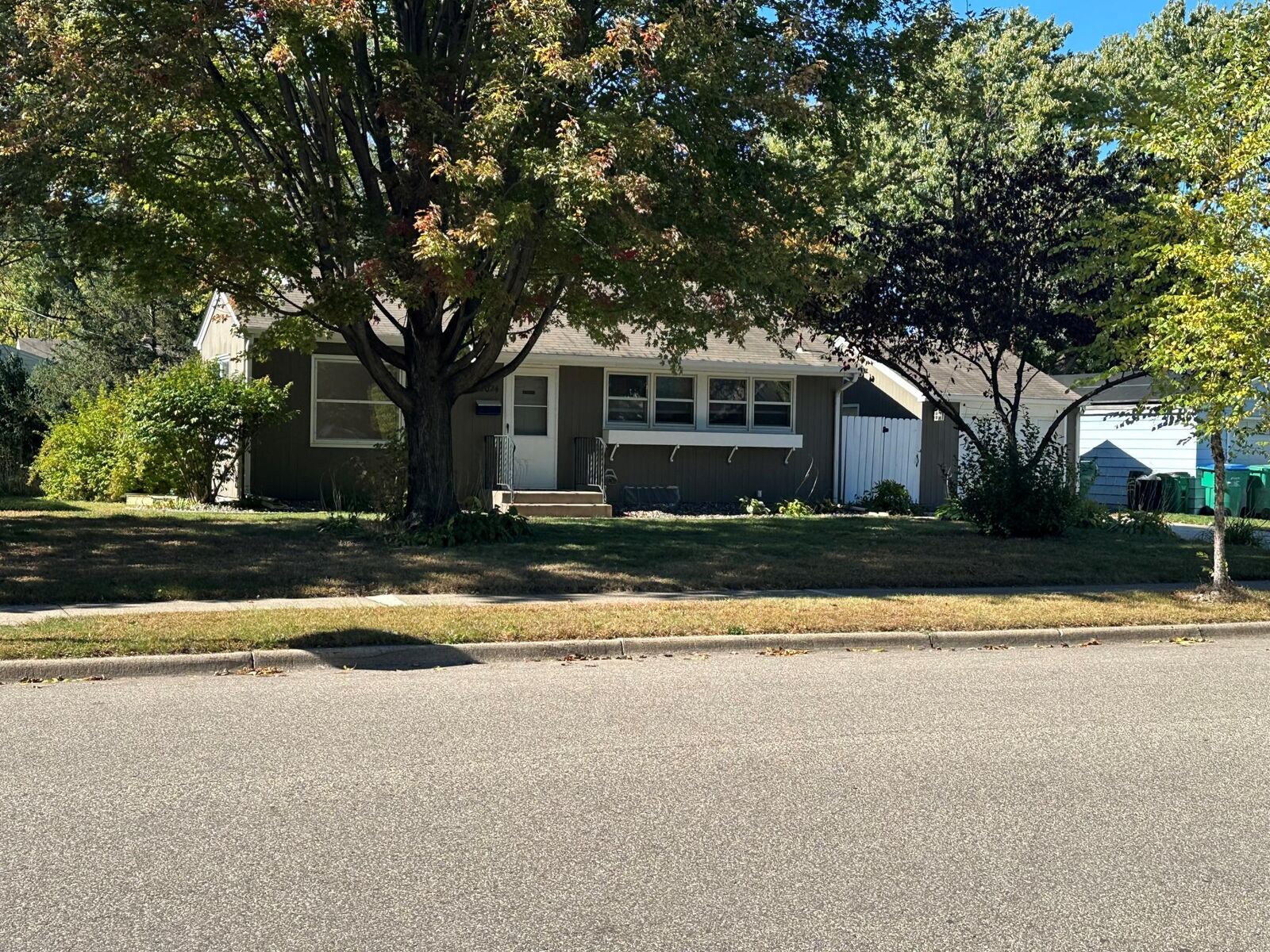 Property Photo: 3024 Aquila Avenue S MN 55426