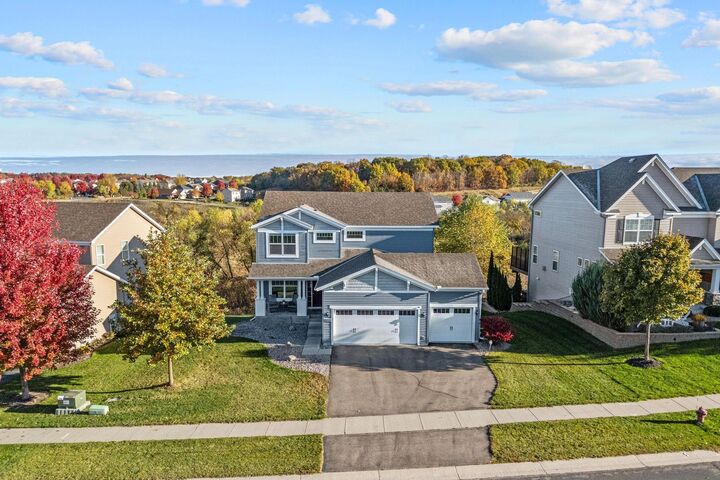 Property Photo:  1525 Hemlock Way  MN 55317