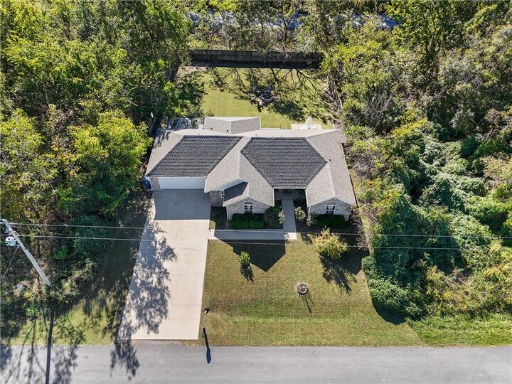 Property Photo: 7 Roessler Lane AR 72715