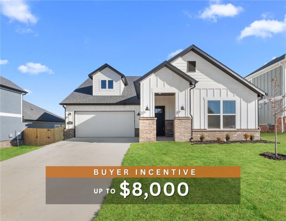 Property Photo: 4703 SW Wakanda Street AR 72713