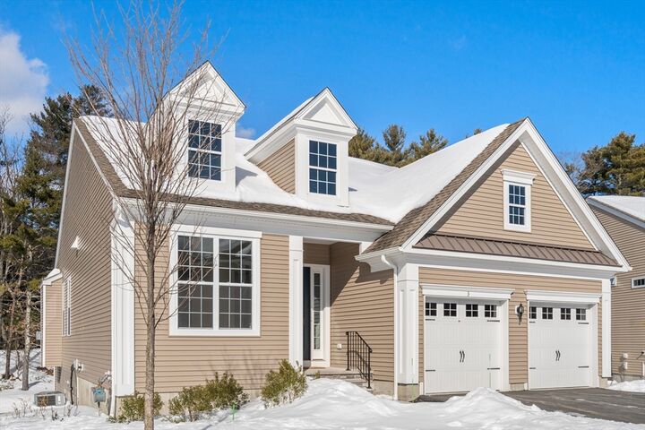 Property Photo:  3 Jameson Dr 3  MA 02054 