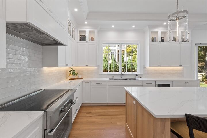 Property Photo:  32 Edgewood Road 1  MA 02420 