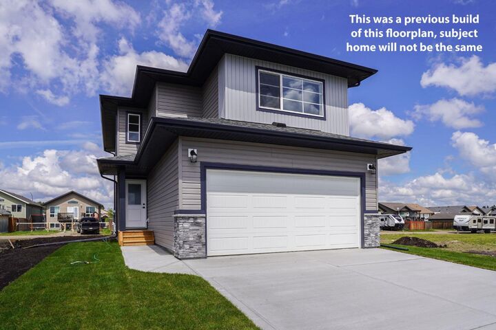 17 Trinity Street  Lacombe AB T4L 0L1 photo