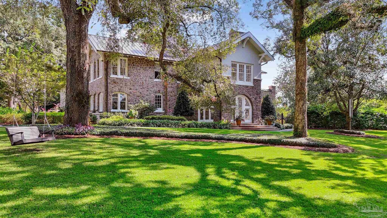 Property Photo:  3260 Seville Dr  FL 32503 