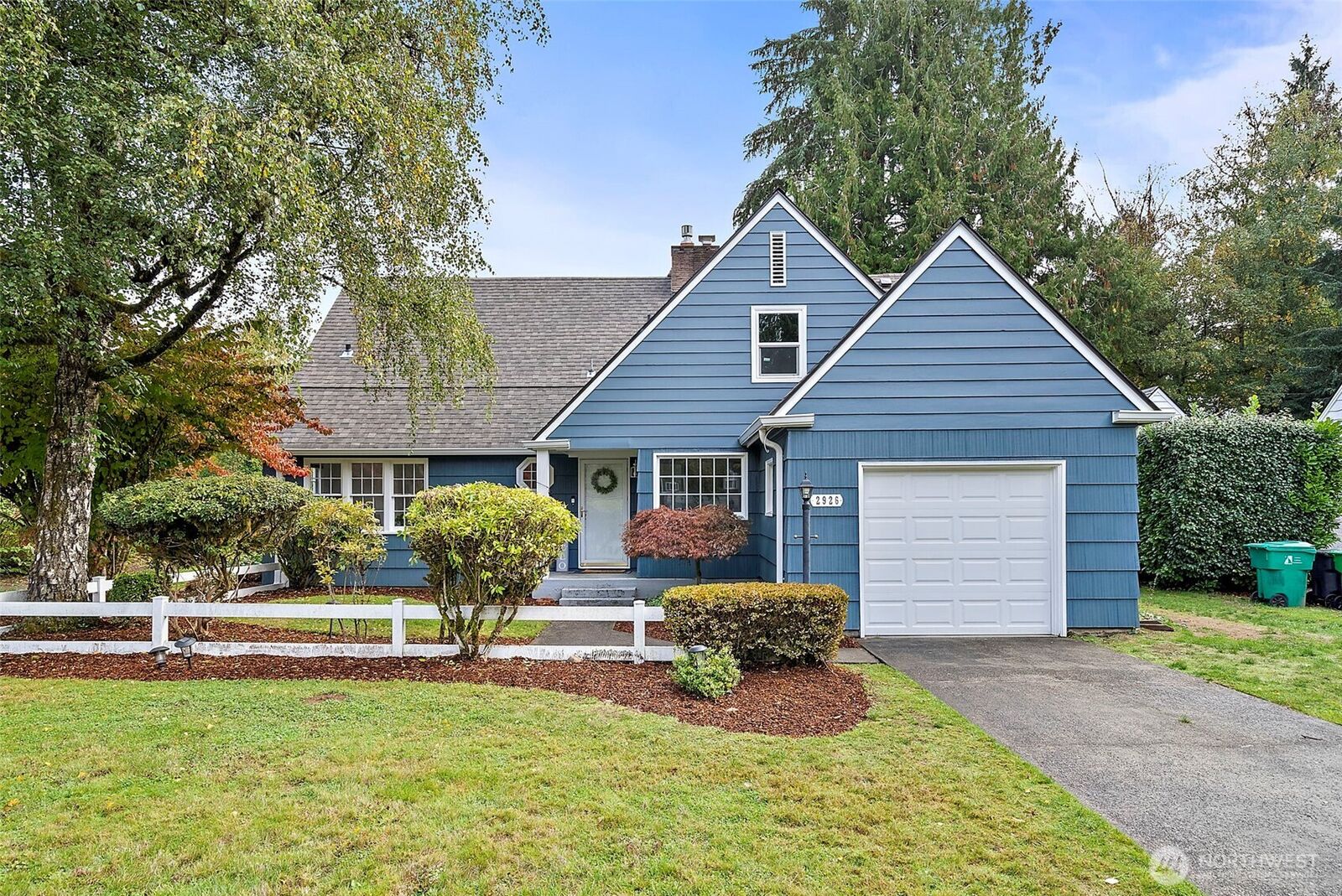 Property Photo:  2926  Orange Street SE  WA 98501 