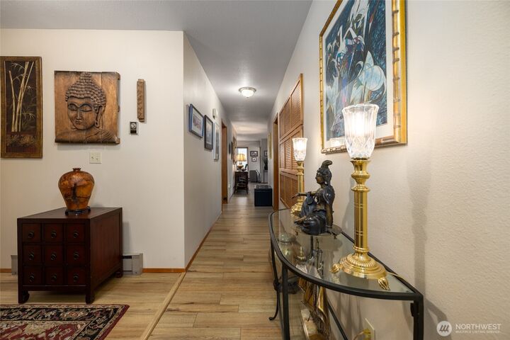 Property Photo: 1800 Skyline Way 206 WA 98221