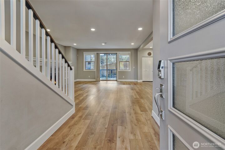 Property Photo:  1319  37th St Pl SE  WA 98372