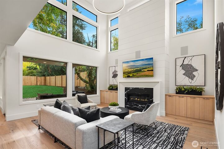 Property Photo:  1249 NE 94th Street  WA 98115