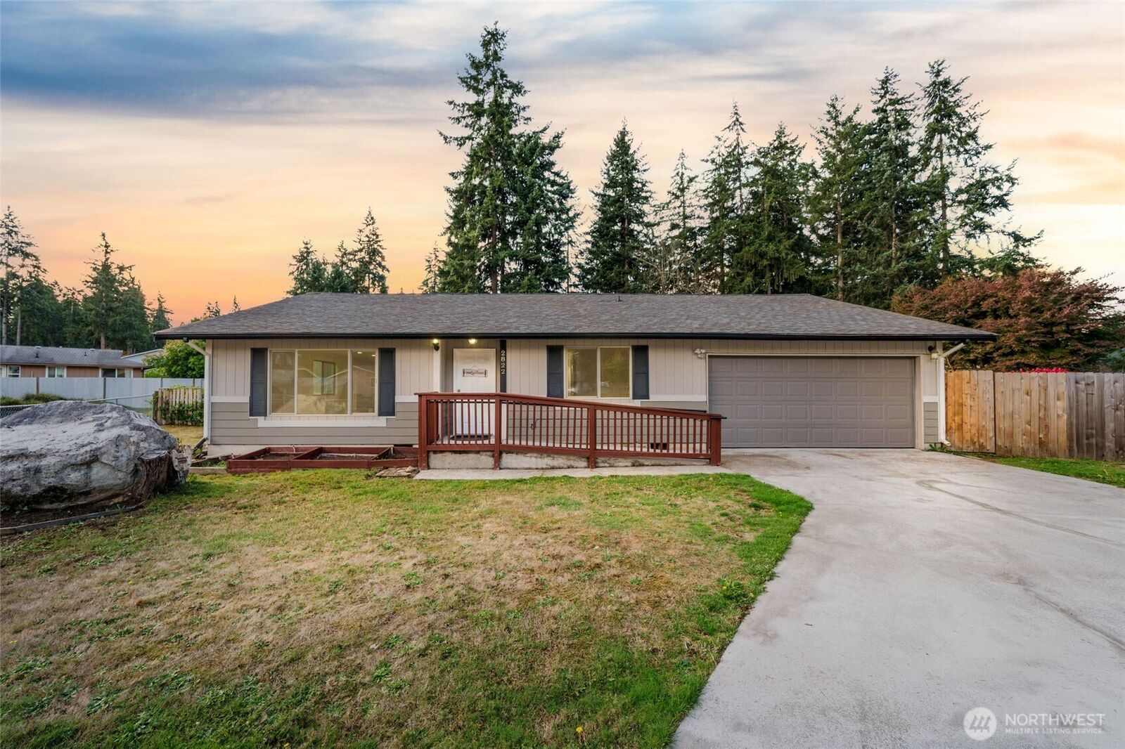 Property Photo:  2822  29th Street Ct SE  WA 98374