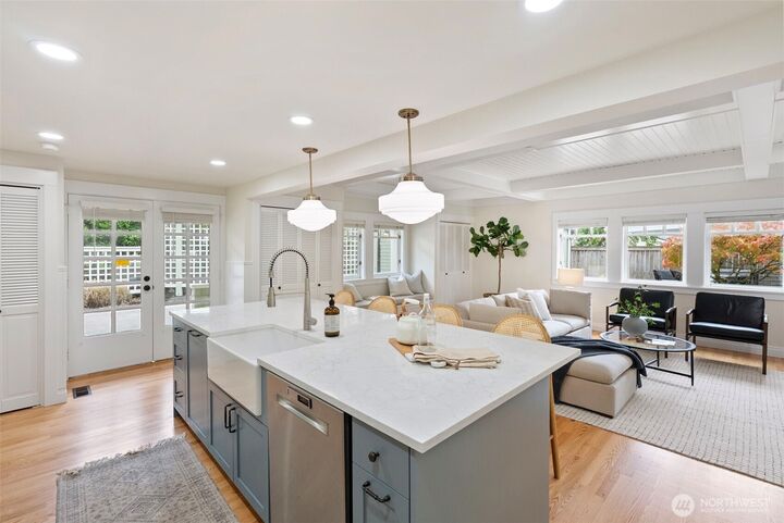 Property Photo: 20 N Bradley Road WA 98406