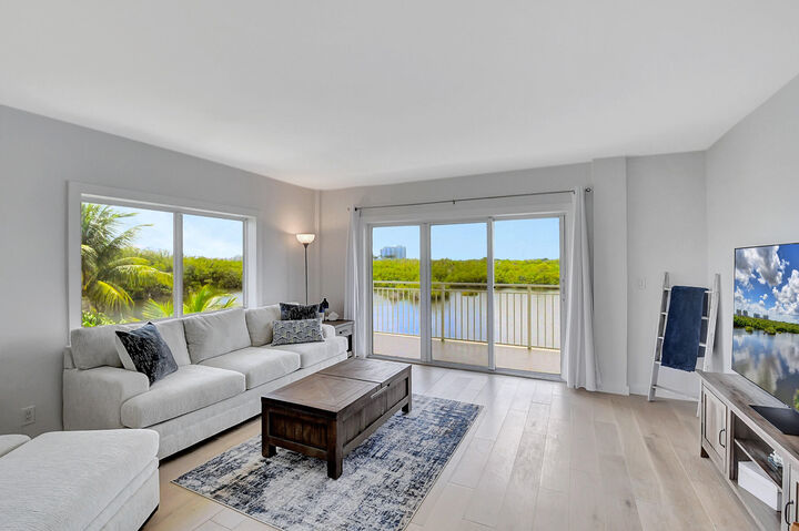 Property Photo:  6520 N Ocean Boulevard 37  FL 33435
