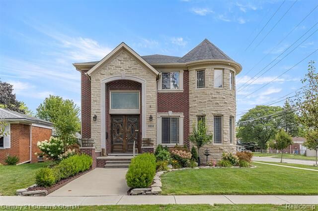 Property Photo:  6804 Centralia Street  MI 48127