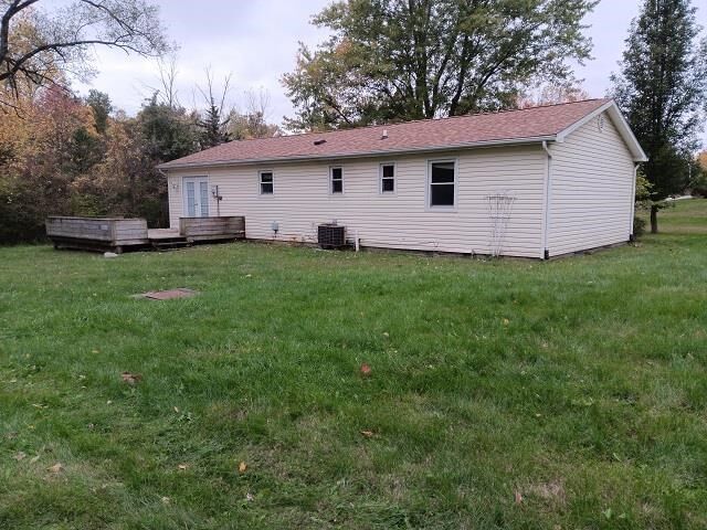 Property Photo:  2331 W Cart Road  IN 47374