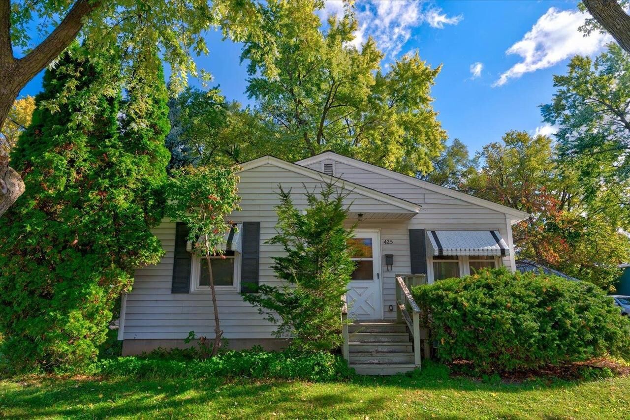 Property Photo: 425 North Fair Oaks Avenue WI 53714