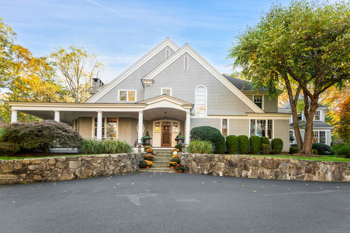 Property Photo: 6 Winthrop Hills CT 06883