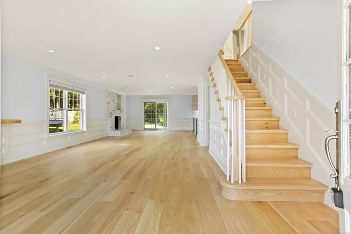Property Photo:  328 Brewster Street  CT 06605 