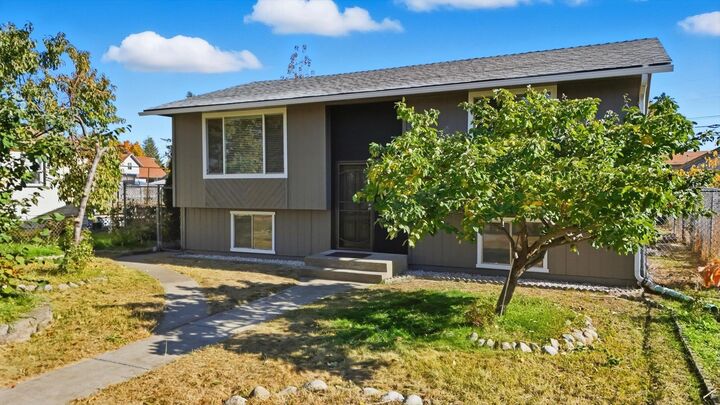 Property Photo:  3926 N Magnolia St  WA 99207