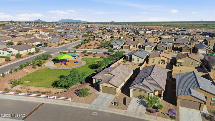 Property Photo: 10516 W Washburn Street AZ 85653