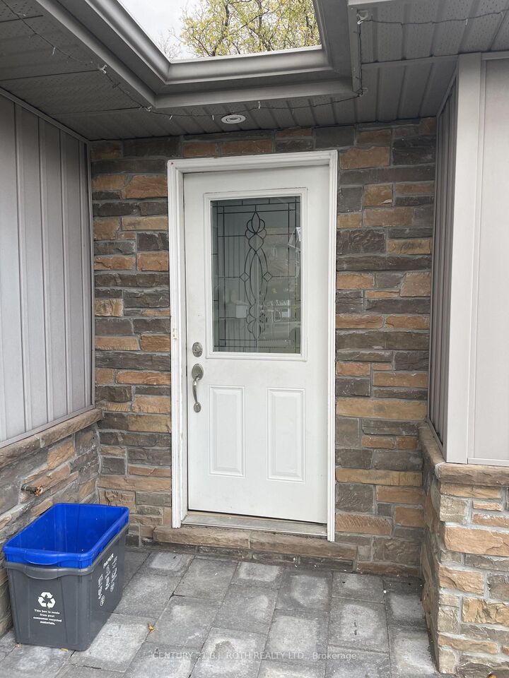 Property Photo:  225 Cox Mill Road  ON L4N 4G7