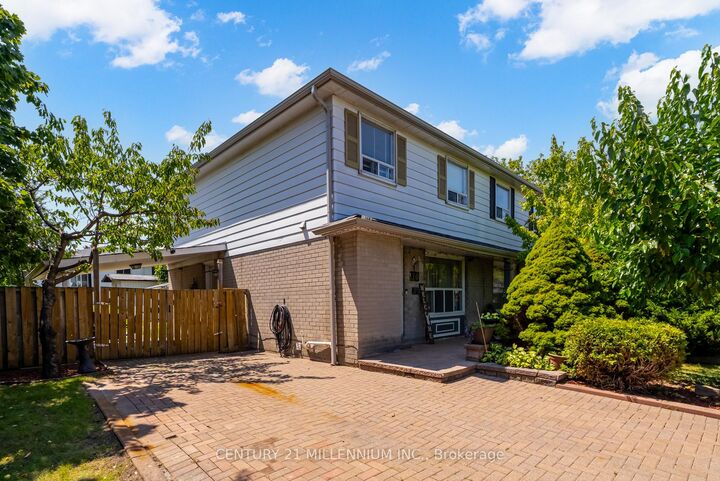 10 Greenwood Crescent  Brampton ON L6S 1T3 photo